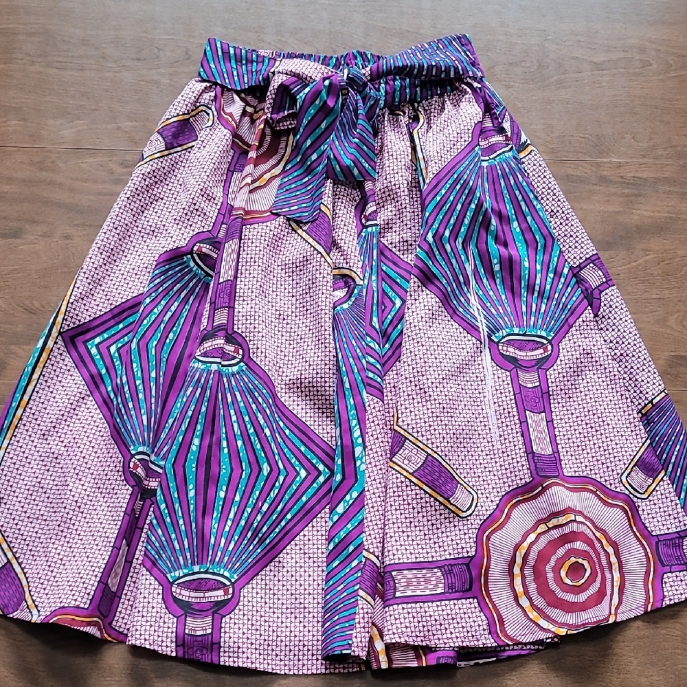 Laddy Printed African Midi Skirt One Size Elastic Waist Vibrant Purple‎